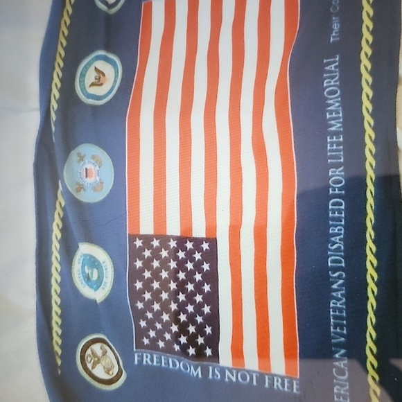 NWT American Table Runner, Plaque and Polyester  Blanket - Picture 14 of 16